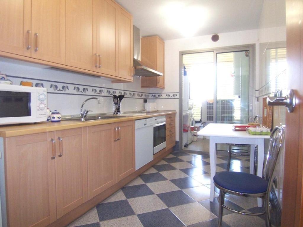 Apt With Heated Pool & Excellent Location - Todoholiday Apartment Benalmadena Exterior photo