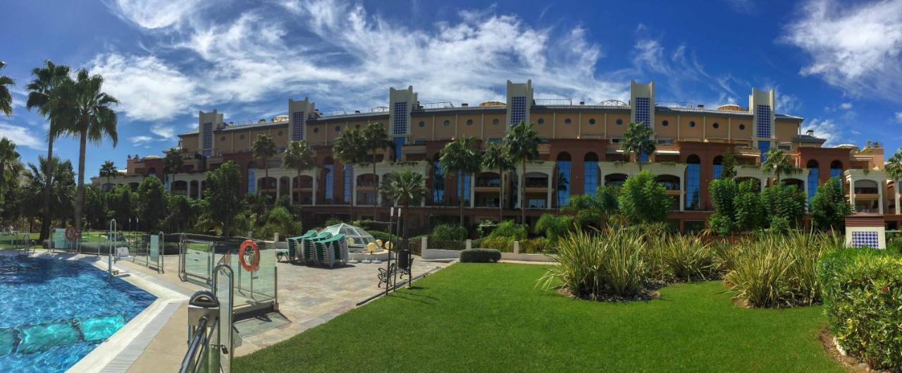 Apt With Heated Pool & Excellent Location - Todoholiday Apartment Benalmadena Exterior photo